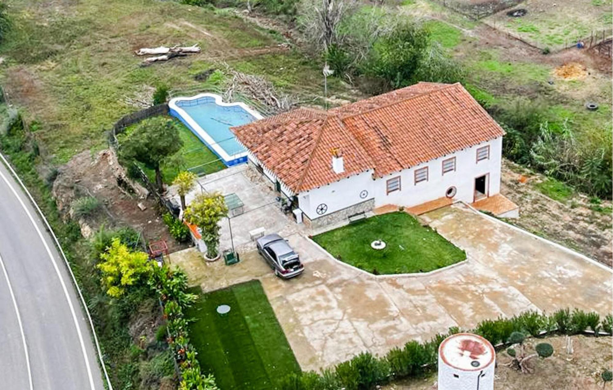 6 Bedroom Amazing Home In La Puebla De Los Infan La Puebla de los Infantes Exterior foto