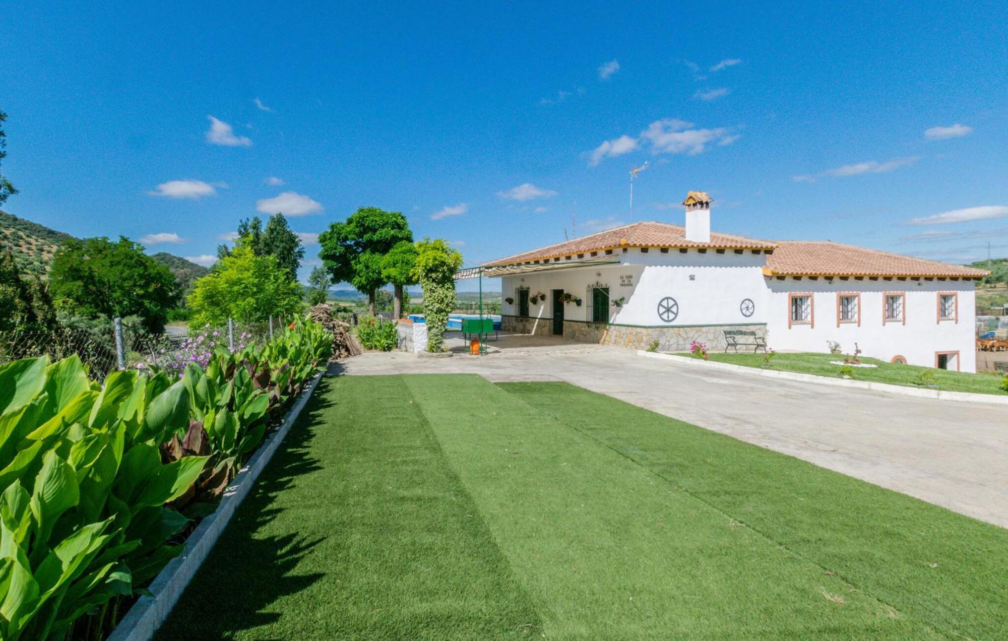 6 Bedroom Amazing Home In La Puebla De Los Infan La Puebla de los Infantes Exterior foto